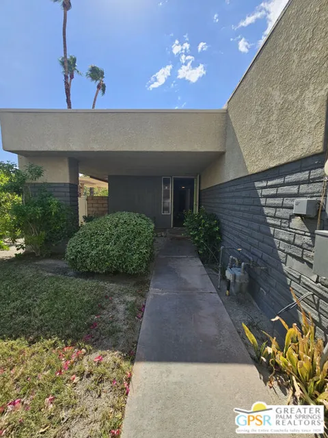 1333 Sunflower Circle
