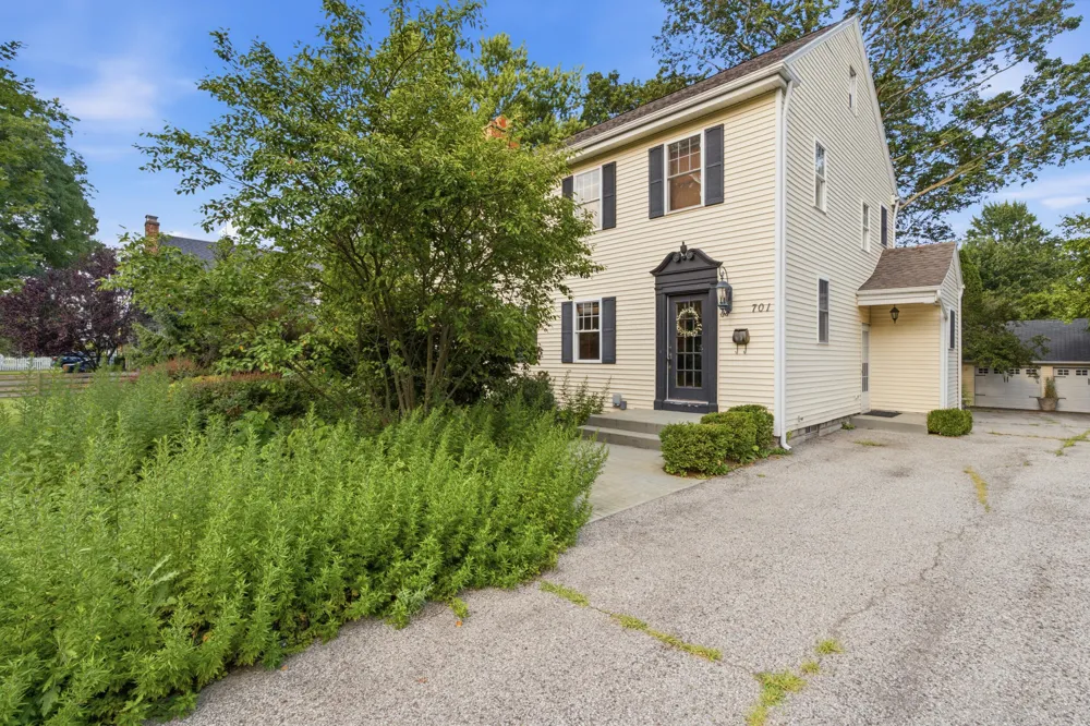 701 S Elm Street Three Oaks, MI 49128
