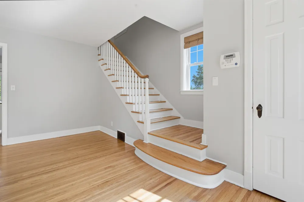 701 S Elm Street Three Oaks, MI 49128