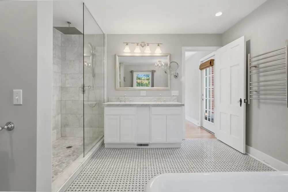 701 S Elm Street Three Oaks, MI 49128
