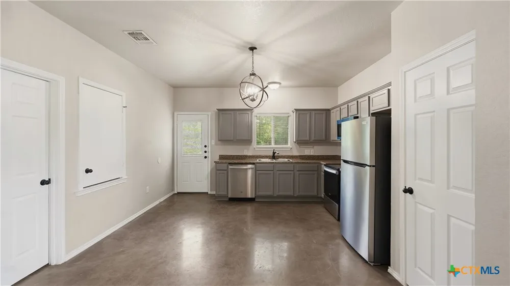 147 Rosedale Avenue New Braunfels, TX 78130