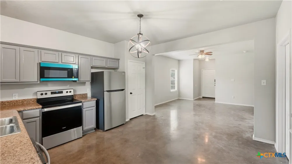 147 Rosedale Avenue New Braunfels, TX 78130