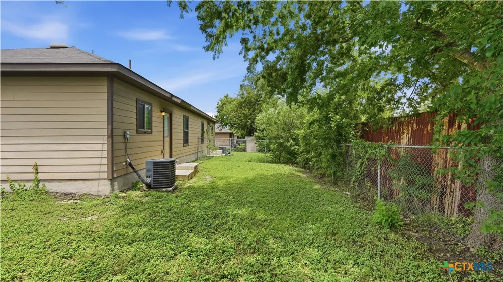 147 Rosedale Avenue New Braunfels, TX 78130