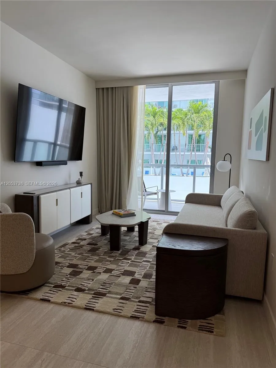 1611 SW 2nd Avenue #416 Miami, FL 33129