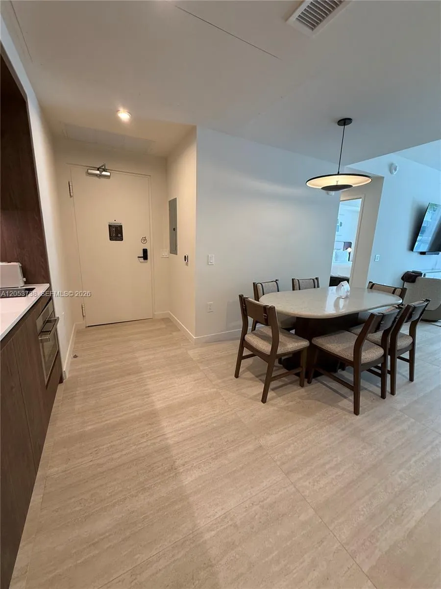 1611 SW 2nd Avenue #416 Miami, FL 33129