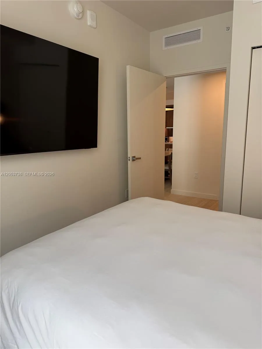 1611 SW 2nd Avenue #416 Miami, FL 33129