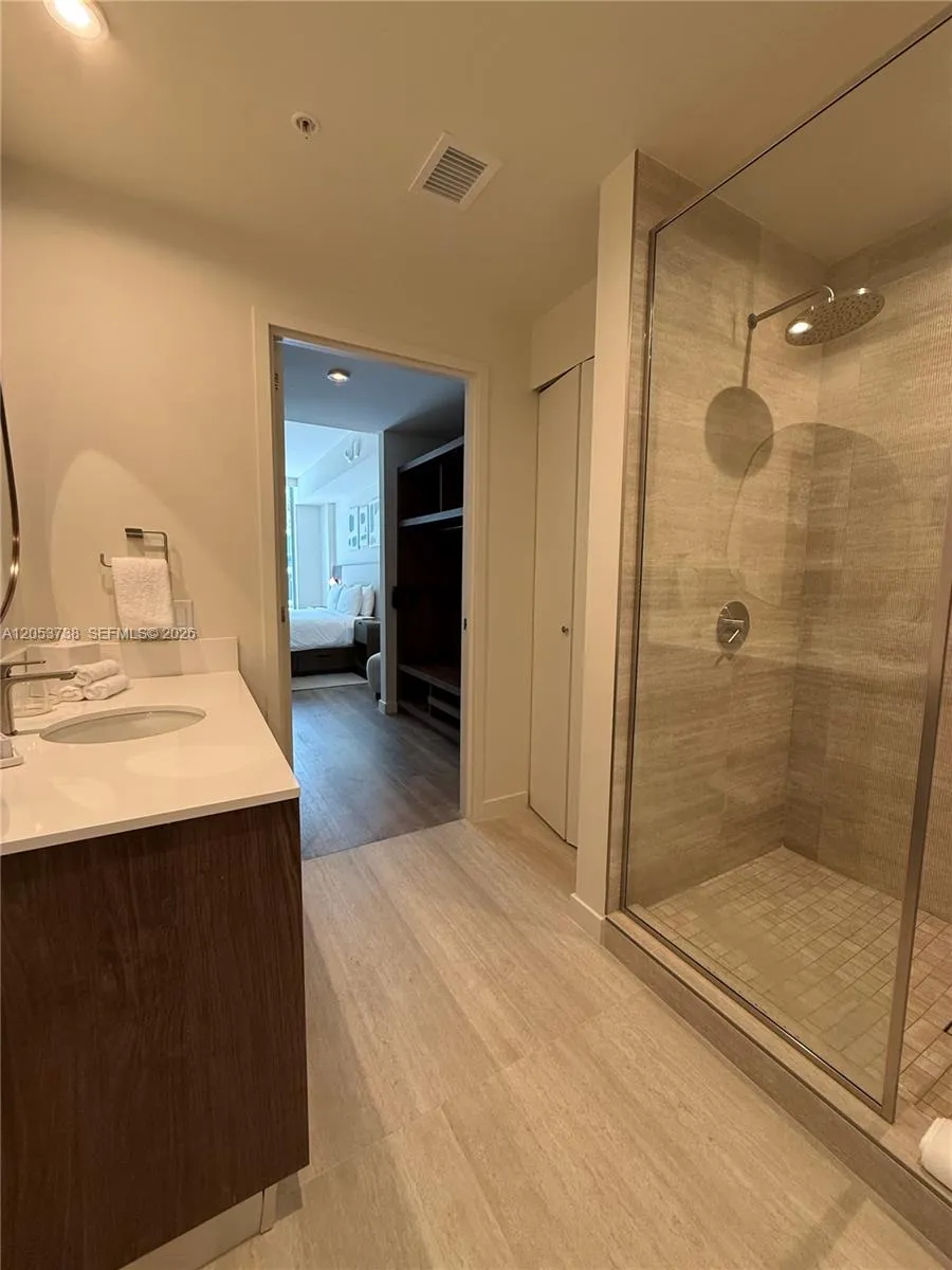 1611 SW 2nd Avenue #416 Miami, FL 33129