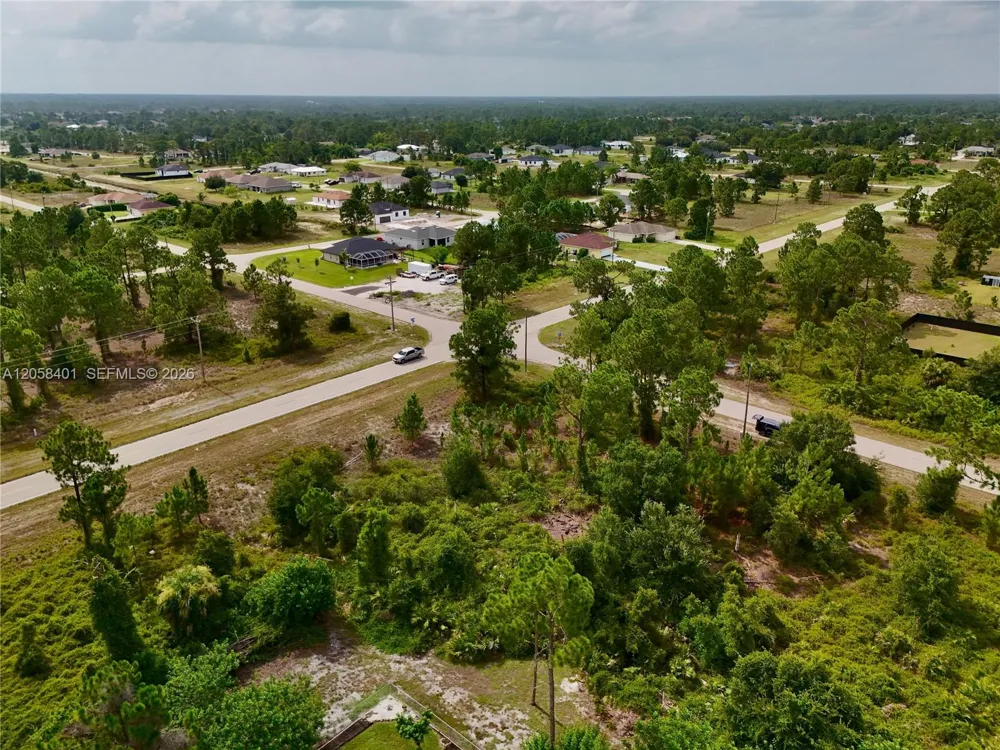 1041 COLUMBUS BLVD Lehigh Acres, FL 33974
