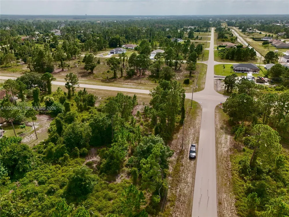 1041 COLUMBUS BLVD Lehigh Acres, FL 33974