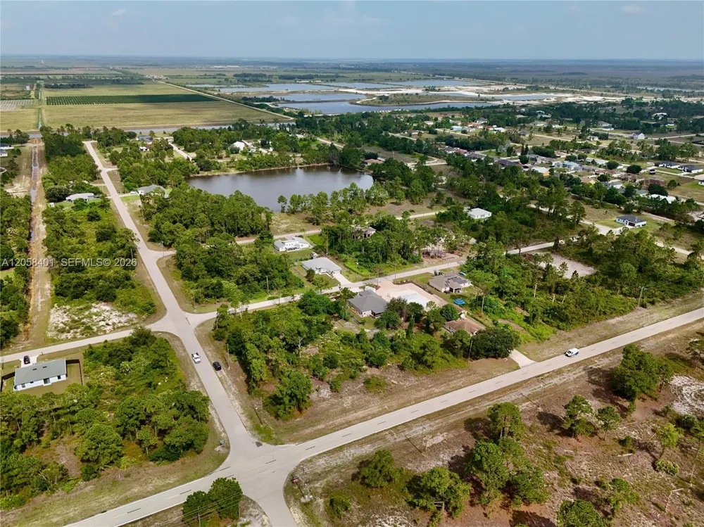 1041 COLUMBUS BLVD Lehigh Acres, FL 33974