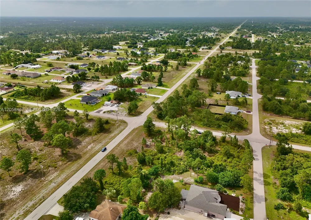 1041 COLUMBUS BLVD Lehigh Acres, FL 33974