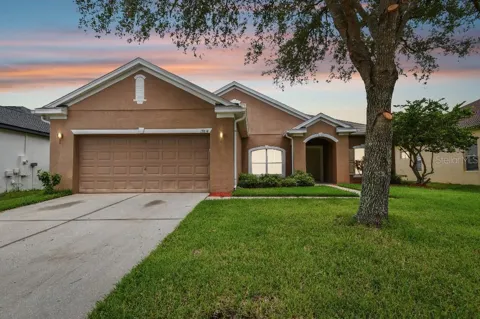 17831 GOLDEN LEAF LANE