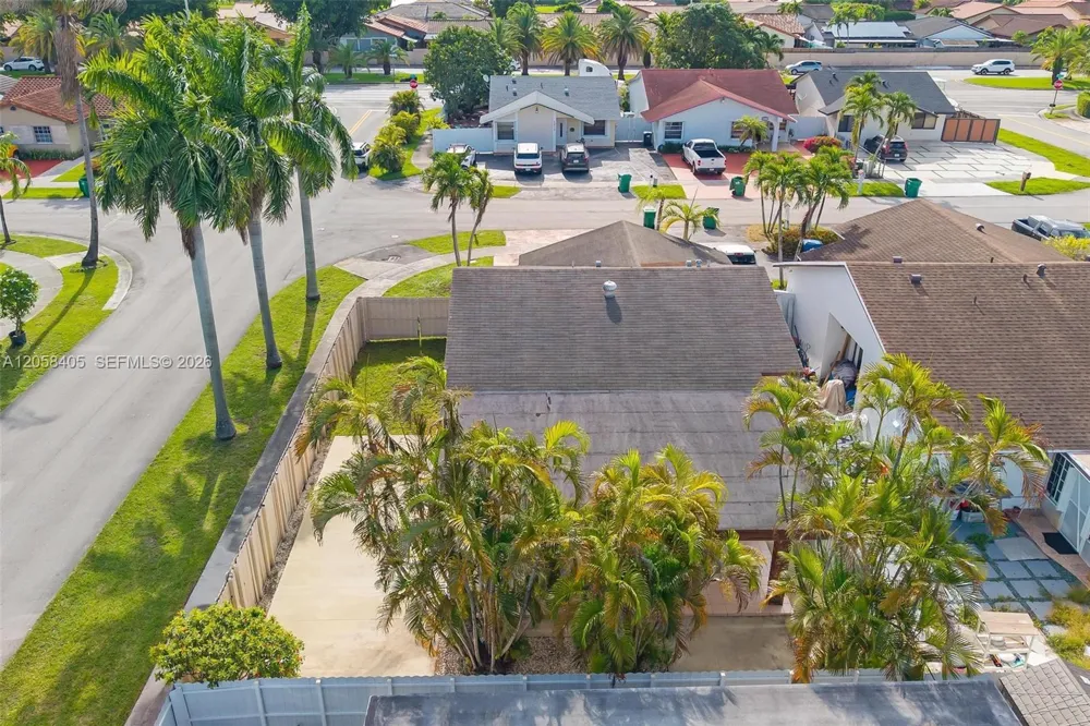 1616 SW 137th Pl Miami, FL 33175