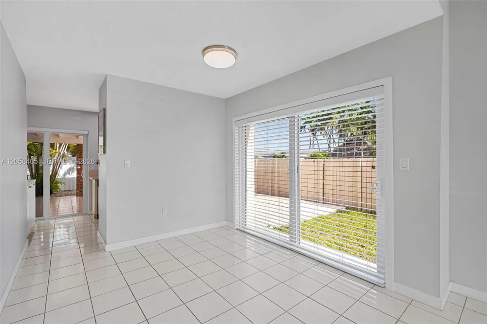 1616 SW 137th Pl Miami, FL 33175