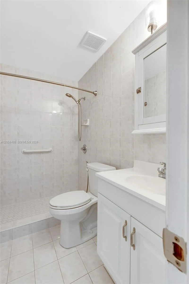 1616 SW 137th Pl Miami, FL 33175