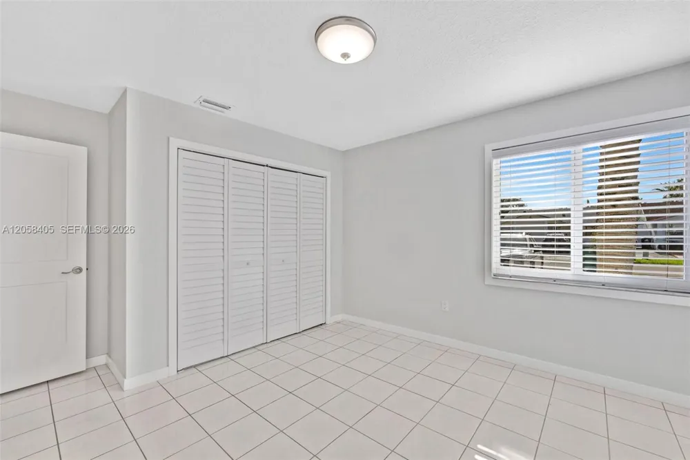 1616 SW 137th Pl Miami, FL 33175