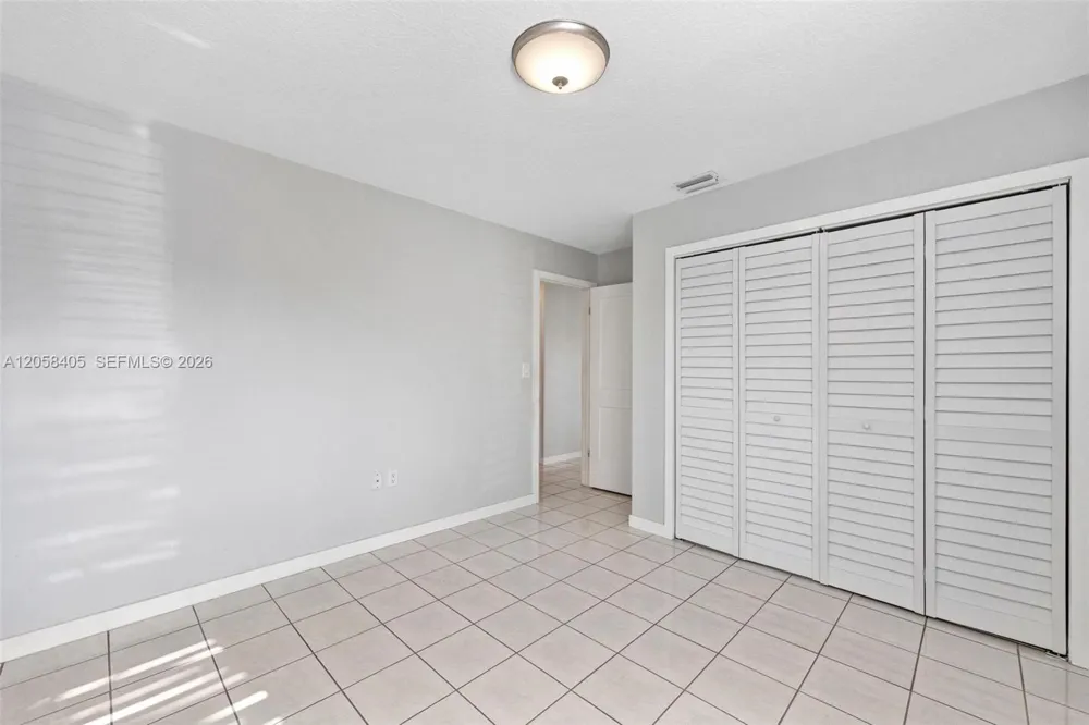 1616 SW 137th Pl Miami, FL 33175