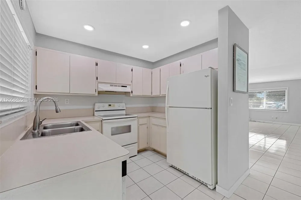 1616 SW 137th Pl Miami, FL 33175