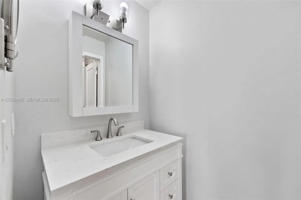 1616 SW 137th Pl Miami, FL 33175