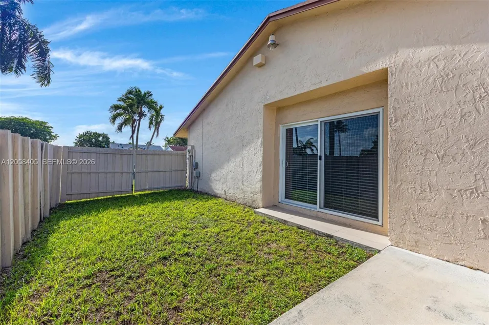 1616 SW 137th Pl Miami, FL 33175