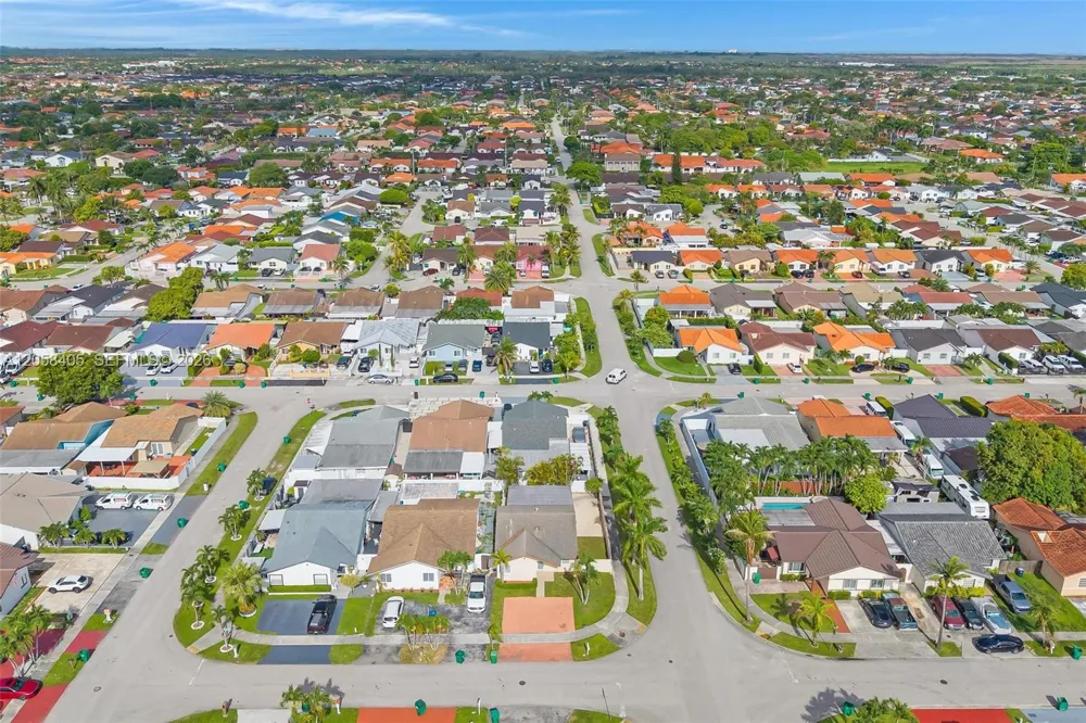 1616 SW 137th Pl Miami, FL 33175