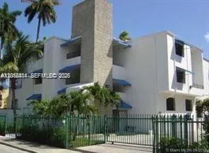 950 NW 11th St #1C Miami, FL 33136