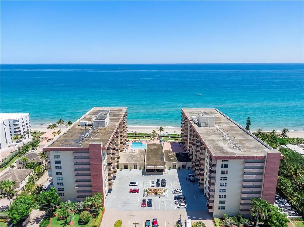 1149 HILLSBORO MILE #304 Hillsboro Beach, FL 33062