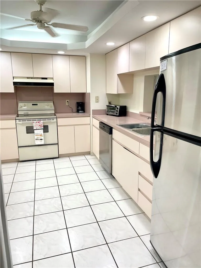 1149 HILLSBORO MILE #304 Hillsboro Beach, FL 33062