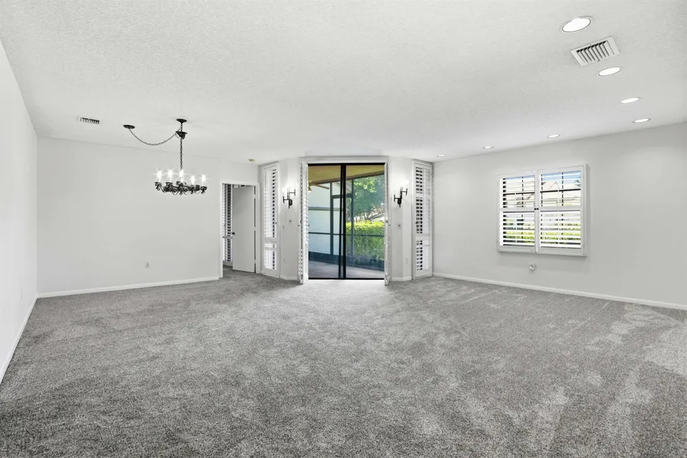 5226 Europa Drive #c Boynton Beach, FL 33437