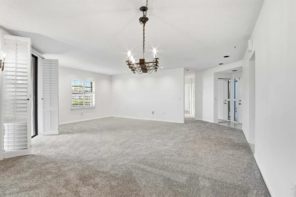 5226 Europa Drive #c Boynton Beach, FL 33437