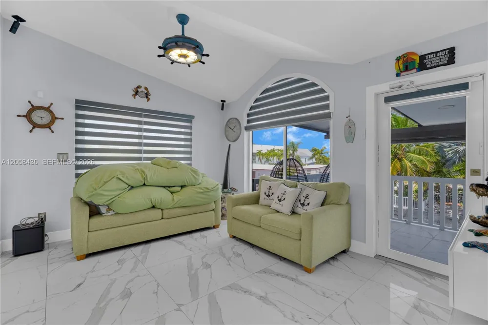 203 Pimilico Ln Key Largo, FL 33037