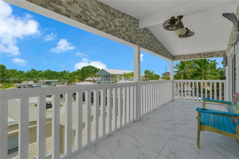 203 Pimilico Ln Key Largo, FL 33037