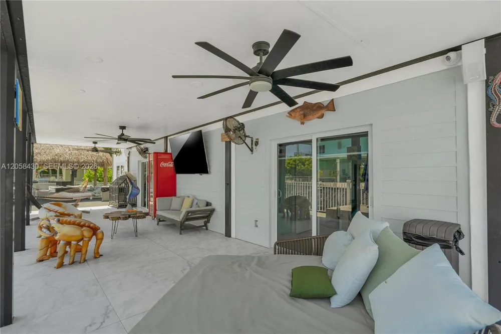 203 Pimilico Ln Key Largo, FL 33037