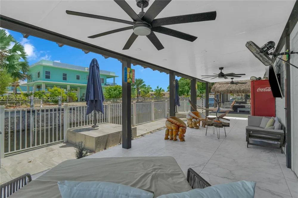 203 Pimilico Ln Key Largo, FL 33037