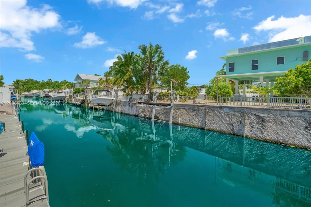 203 Pimilico Ln Key Largo, FL 33037