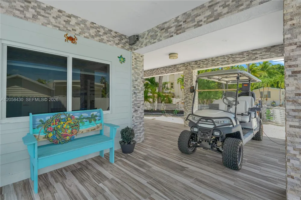203 Pimilico Ln Key Largo, FL 33037