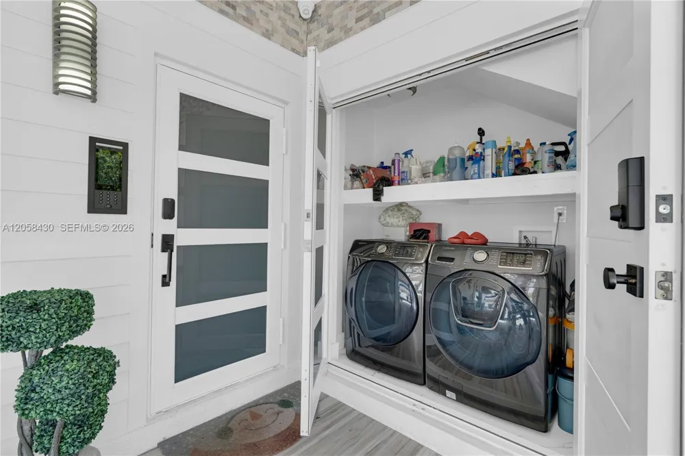 203 Pimilico Ln Key Largo, FL 33037