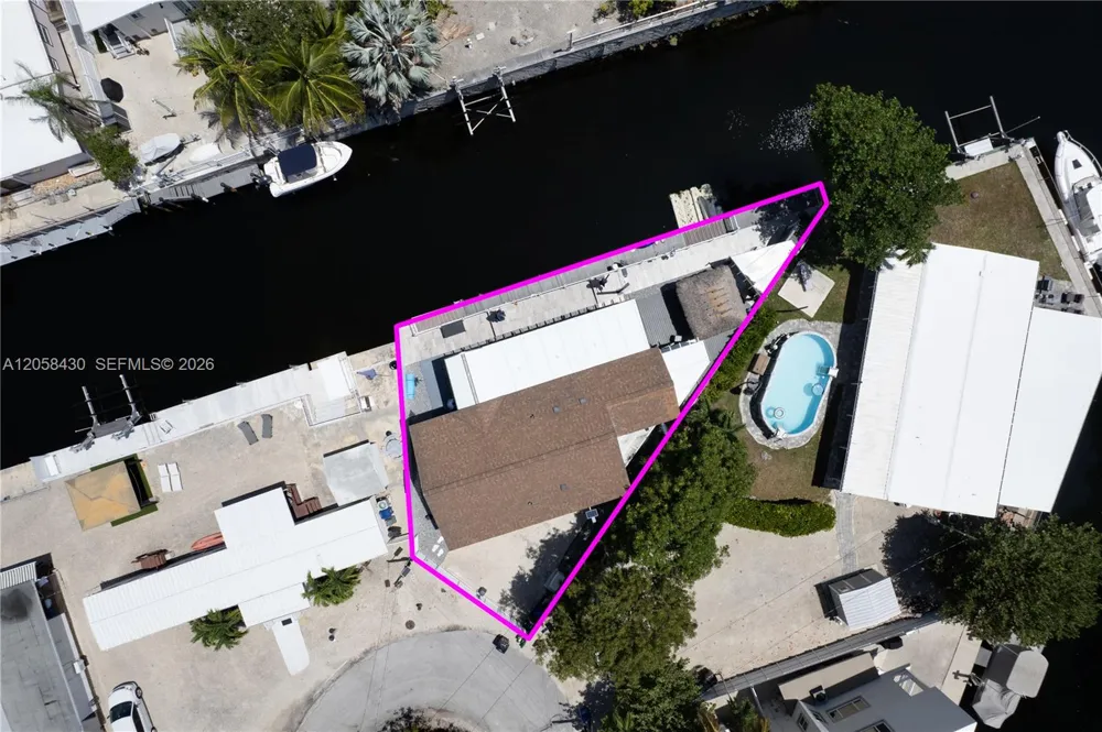 203 Pimilico Ln Key Largo, FL 33037
