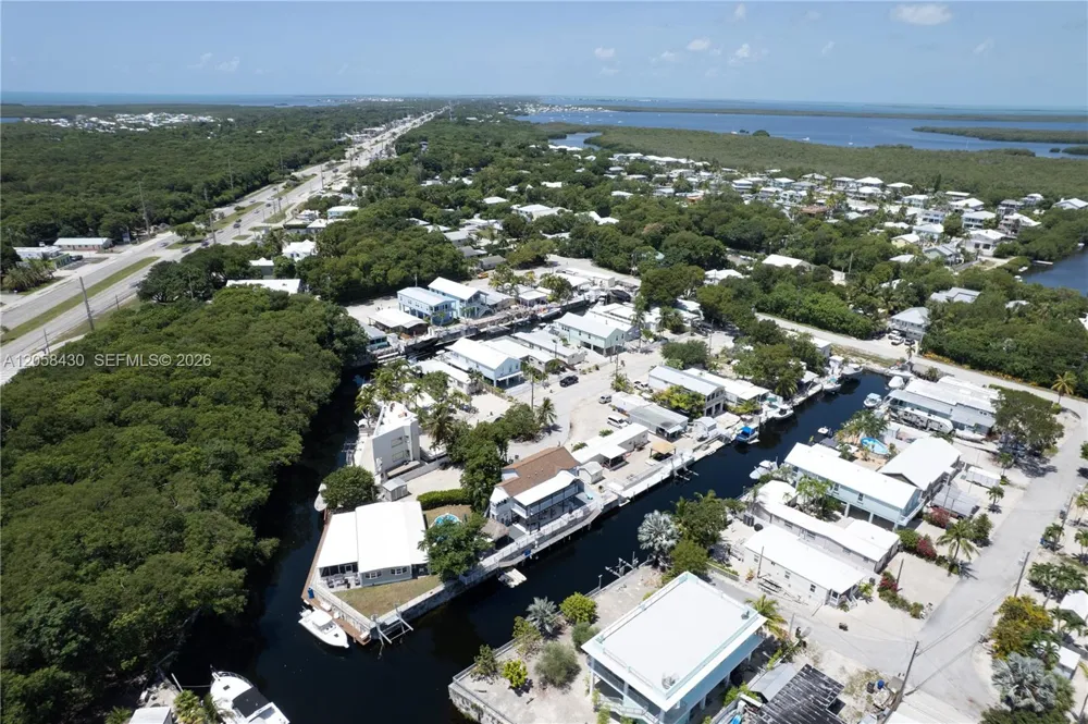 203 Pimilico Ln Key Largo, FL 33037