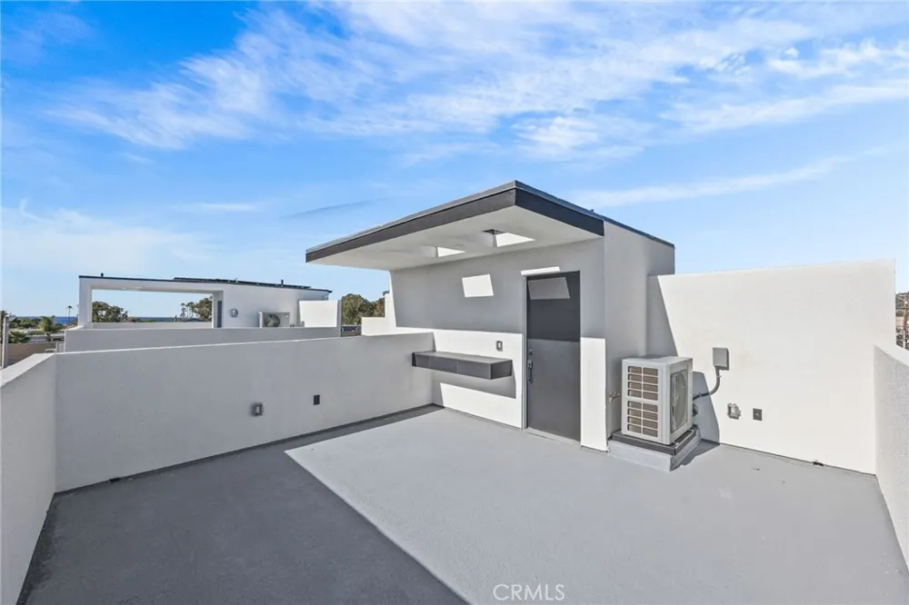 3215 S El Camino Real San Clemente, CA 92672