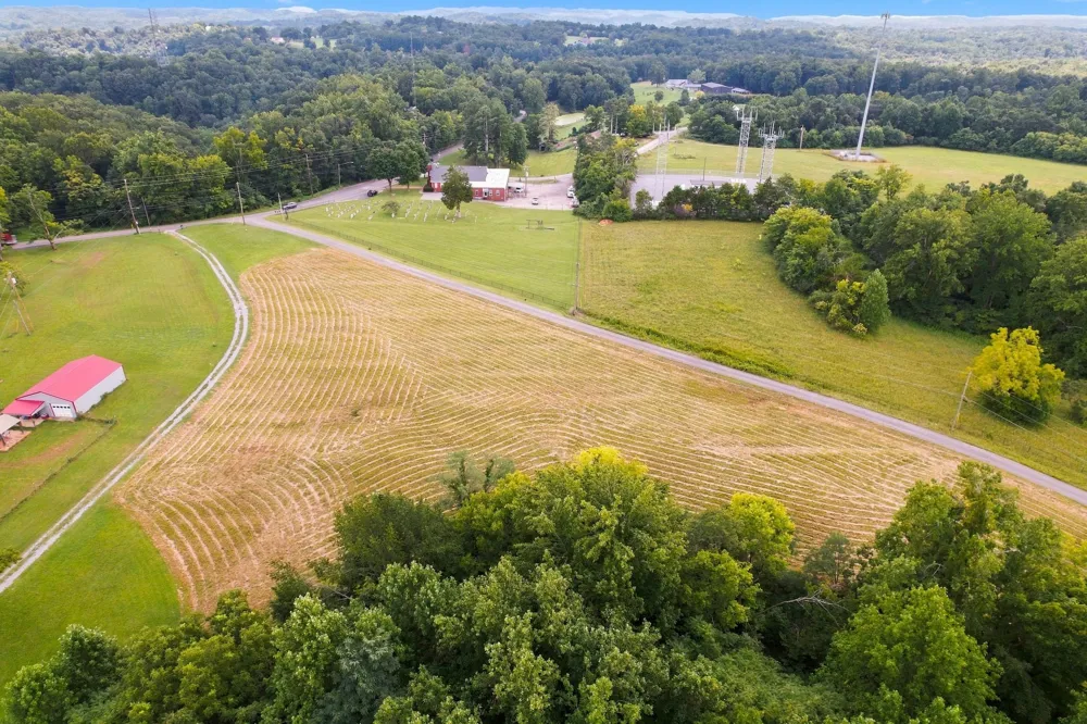 2707 Greer Rd Goodlettsville, TN 37072
