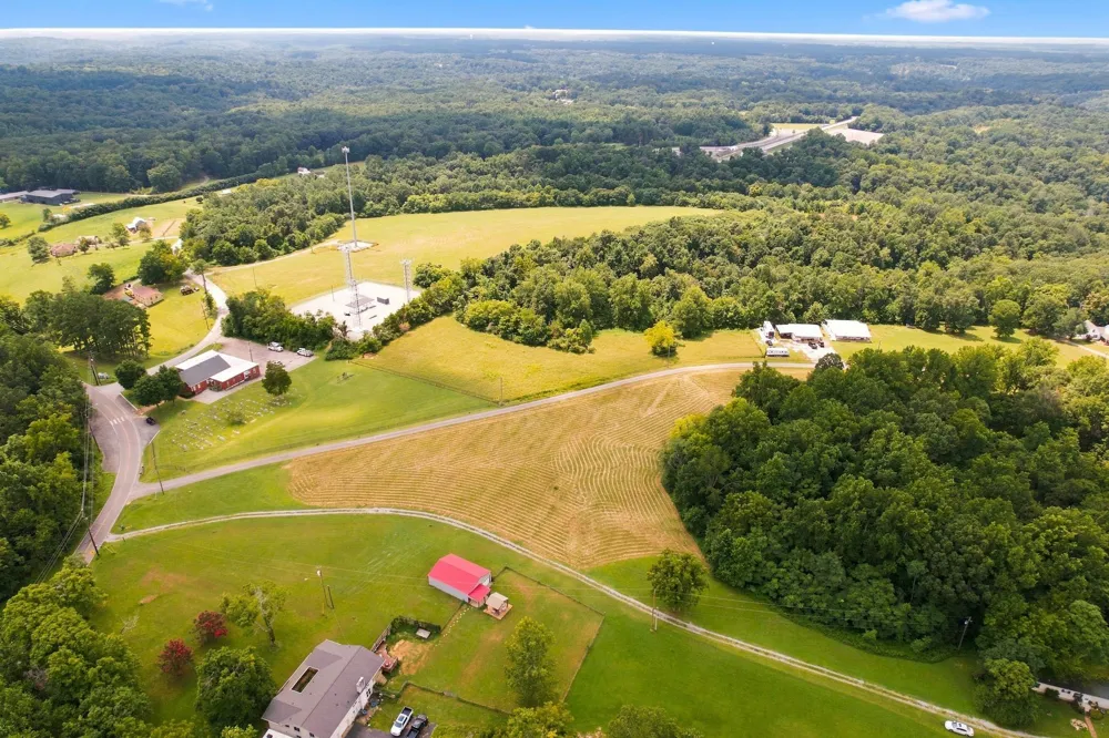 2707 Greer Rd Goodlettsville, TN 37072