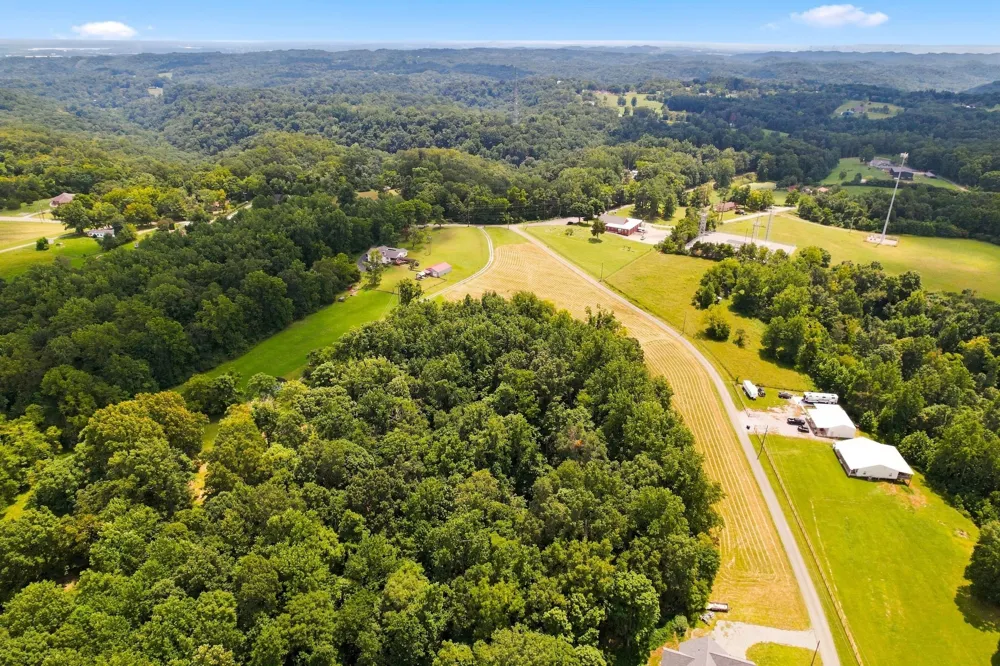 2707 Greer Rd Goodlettsville, TN 37072