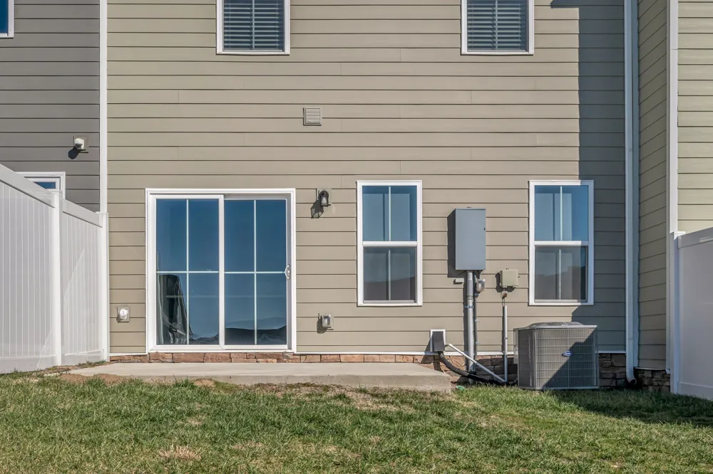 1043 Clendening Dr Gallatin, TN 37066
