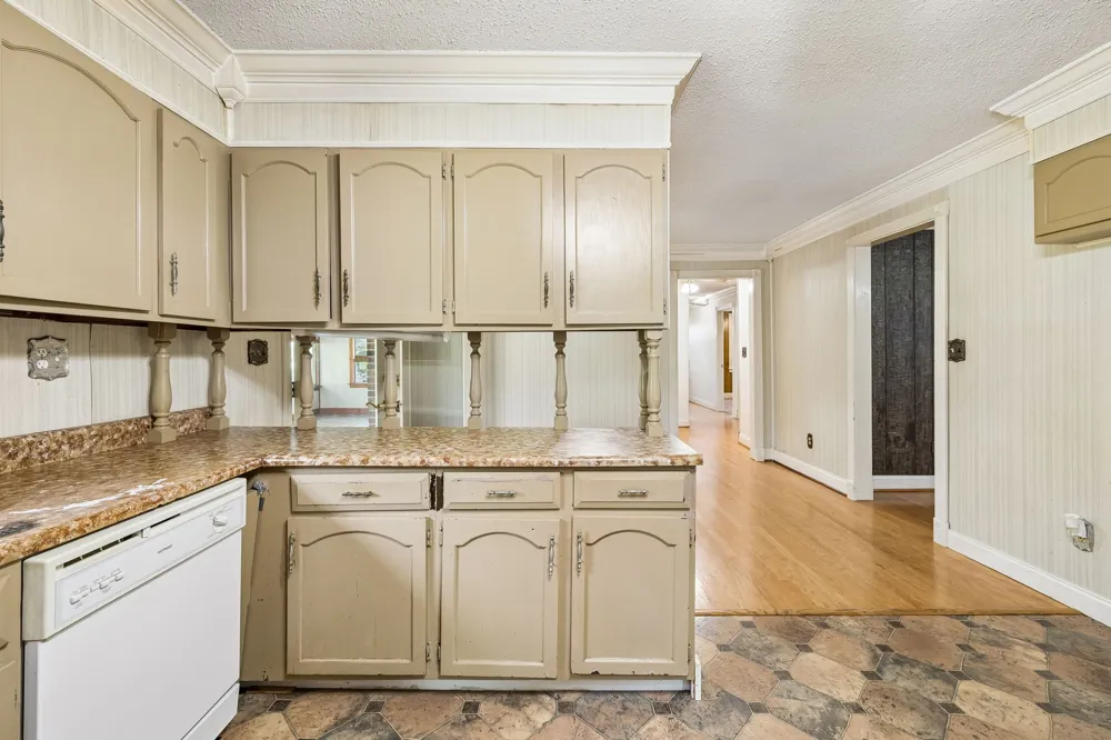 148 Maple St Gordonsville, TN 38563