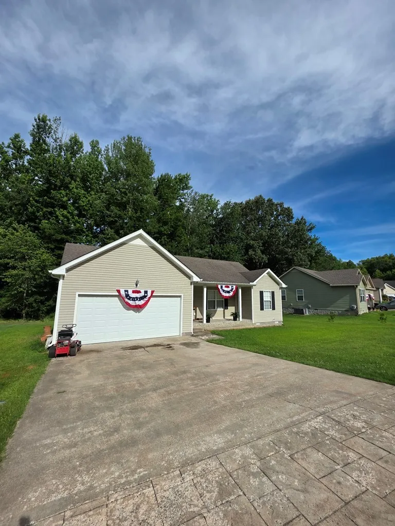 189 Foxfire Rd Paris, TN 38242