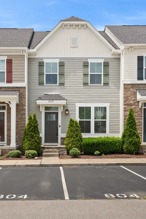 4316 Summercrest Blvd #804