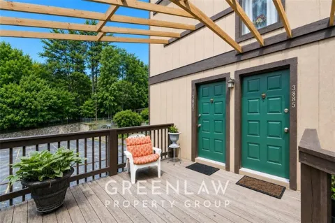 3885 Cedar Circle