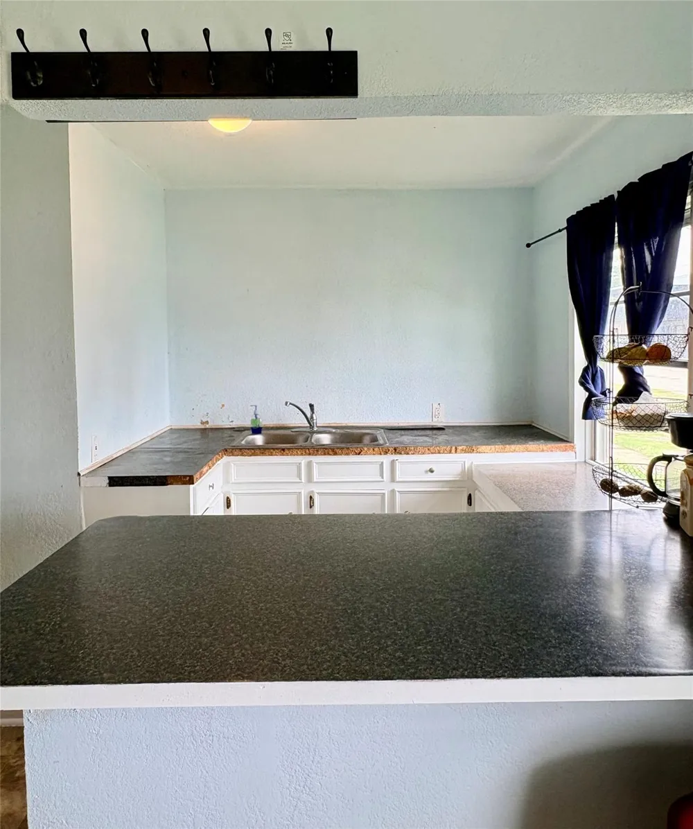 217 S 17th Street West Columbia, TX 77486