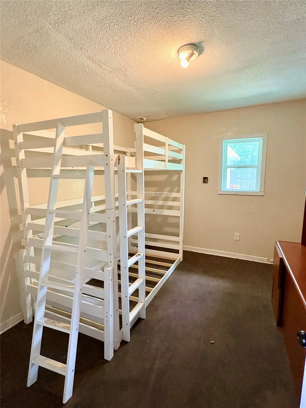 217 S 17th Street West Columbia, TX 77486